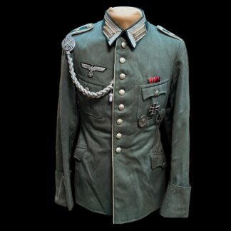Uniforms Badges and Insignias Medals German WWII Original