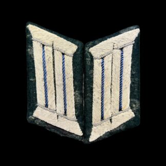 Uniforms Badges and Insignias German WWII Original