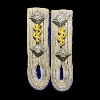 Uniforms Badges and Insignias German WWII Original